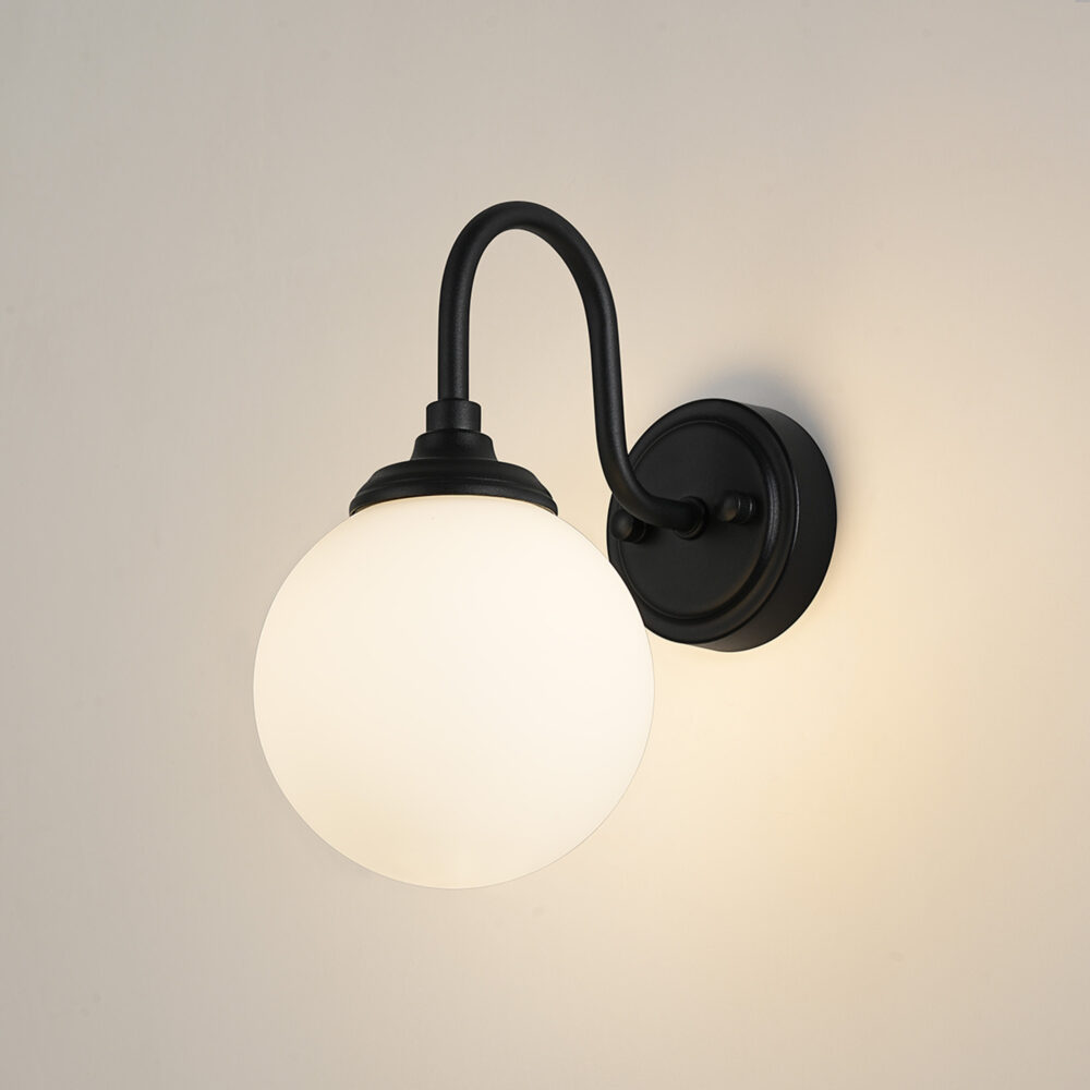 IP44 Curved Arm Wall Light Bathroom