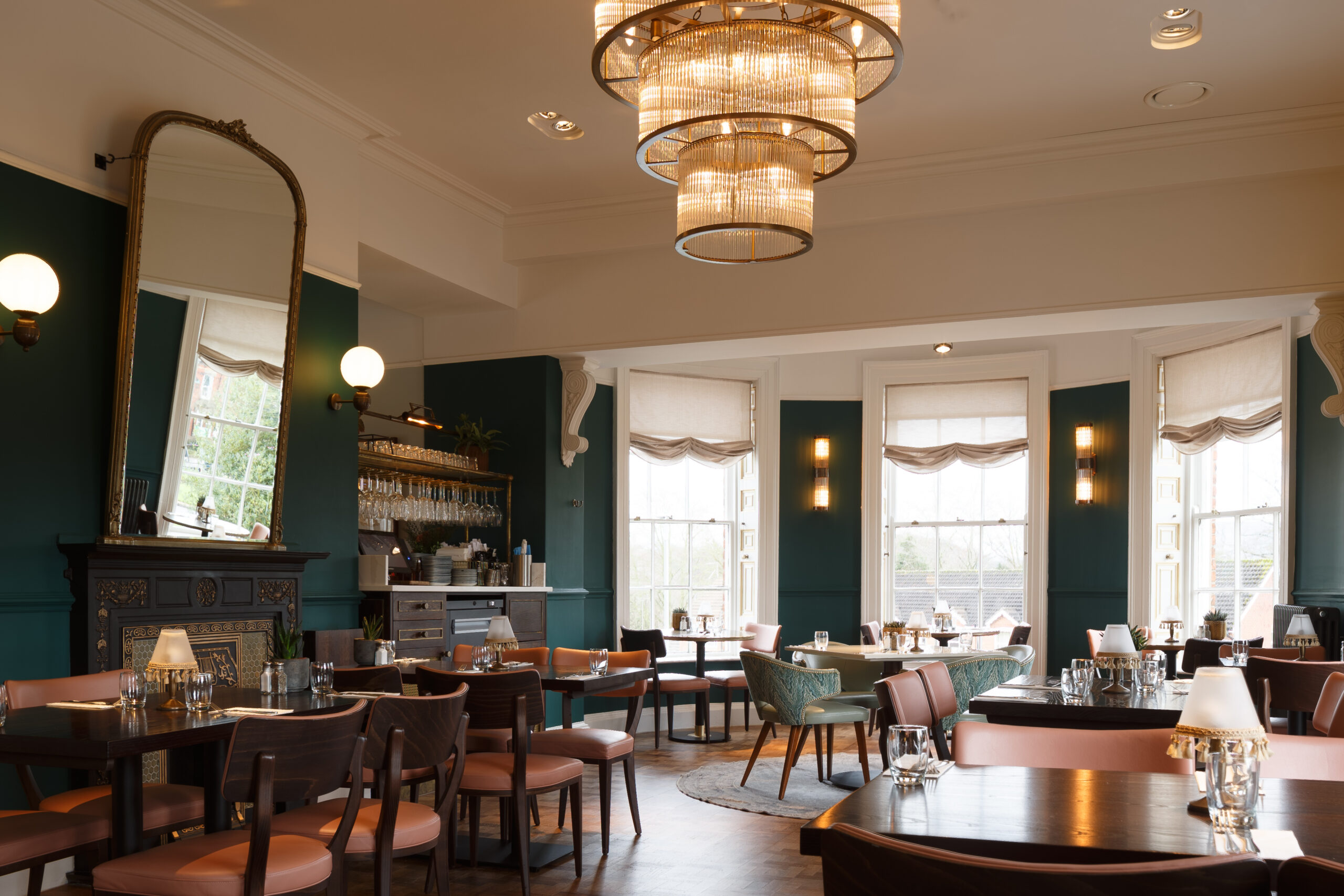 the orange tree congleton dining area with bespoke chandelier